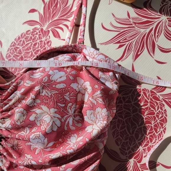 One piece rusched floral swim suit - Picture 9 of 10